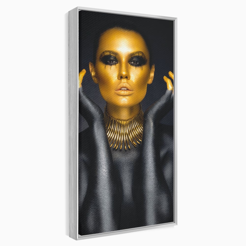Tablou Canvas Premium LuxCanva® C1090, Wakanda Beauty , Gold, Femeie, Privire, Wakanda, Living Room, Bedroom, Relaxare, Culori Vibrante