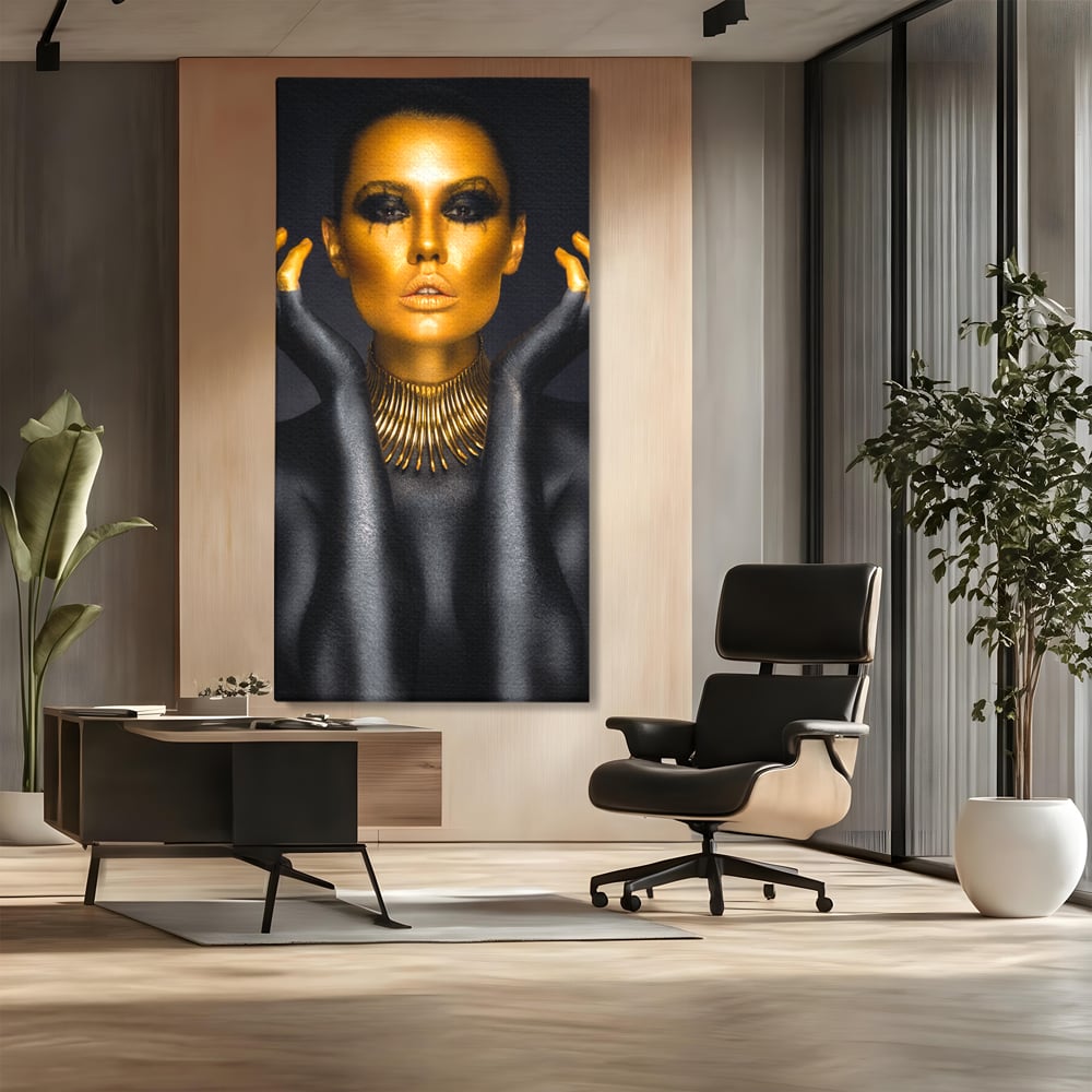 Tablou Canvas Premium LuxCanva® C1090, Wakanda Beauty , Gold, Femeie, Privire, Wakanda, Living Room, Bedroom, Relaxare, Culori Vibrante