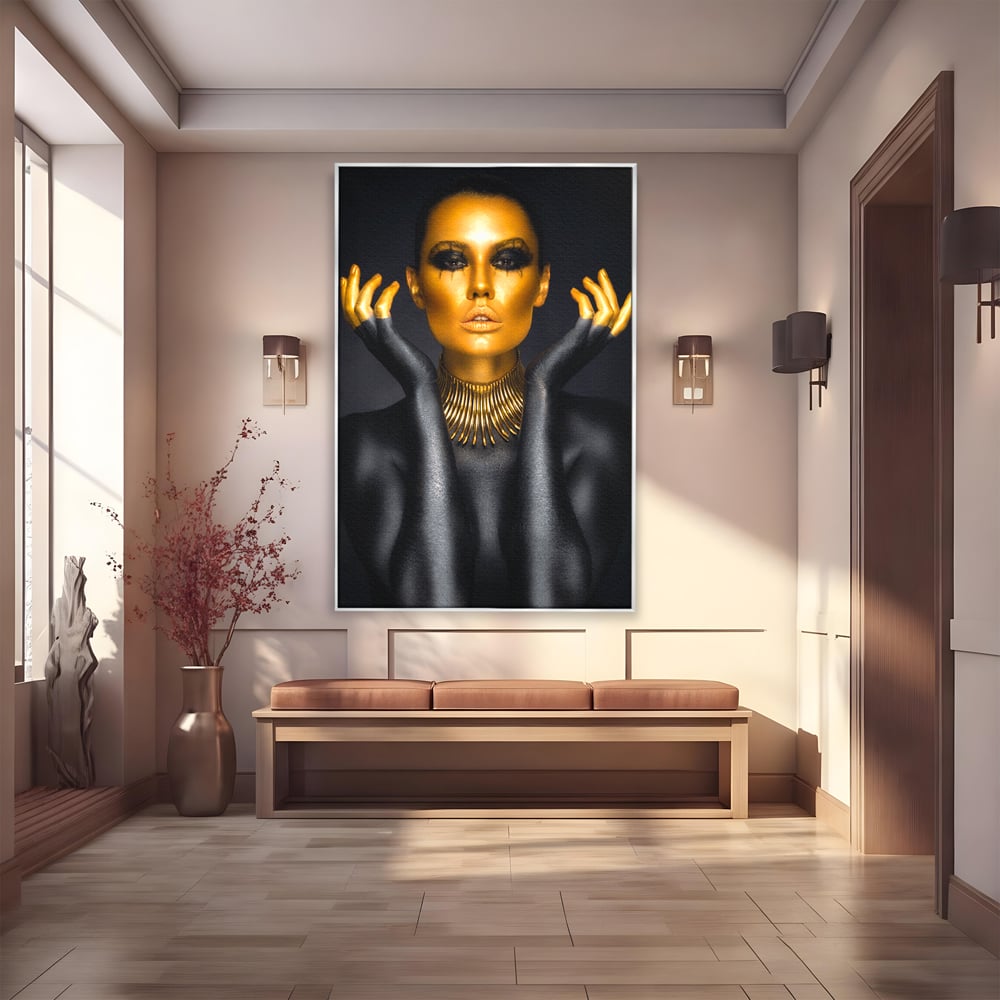 Tablou Canvas Premium LuxCanva® C1090, Wakanda Beauty , Gold, Femeie, Privire, Wakanda, Living Room, Bedroom, Relaxare, Culori Vibrante