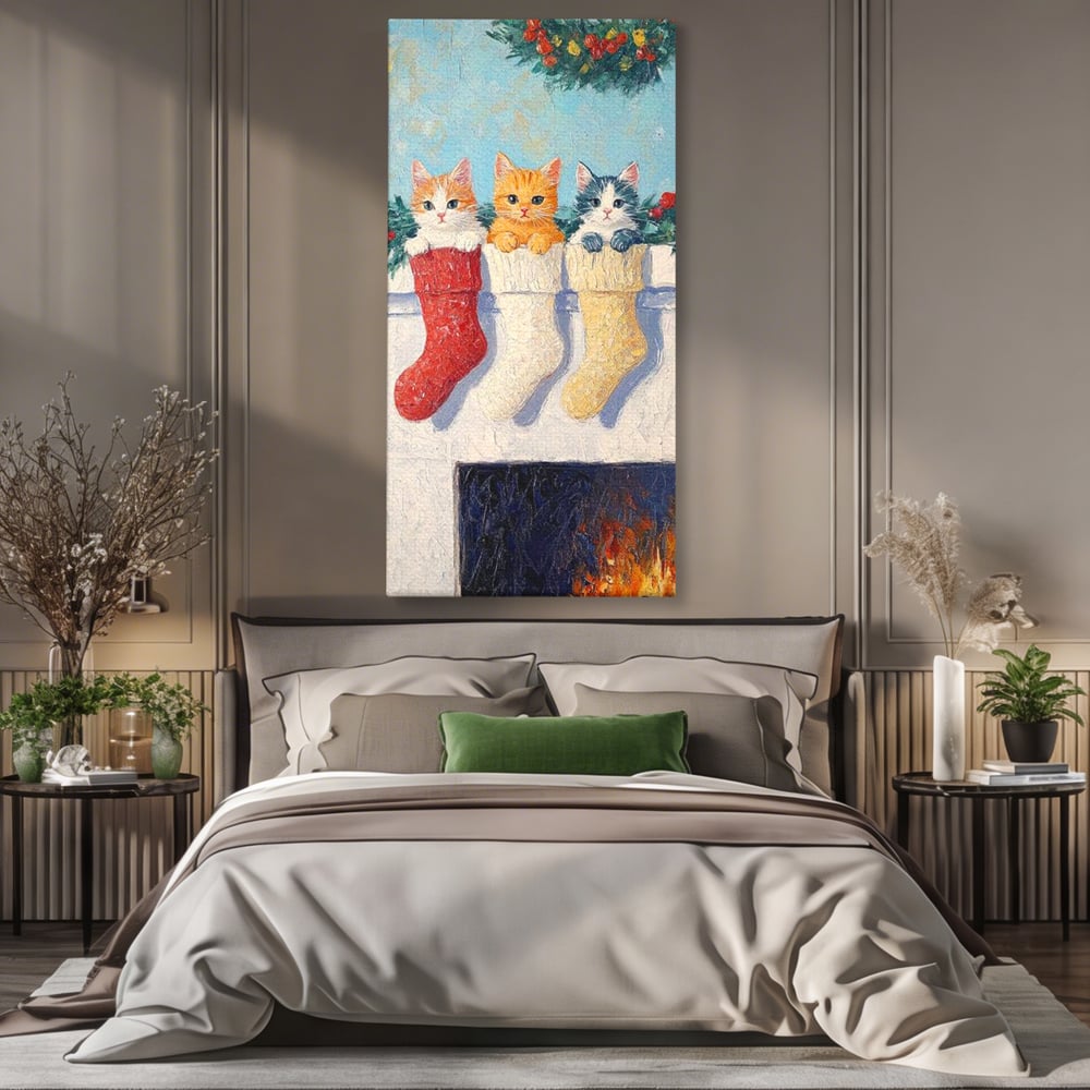 Tablou Canvas Premium LuxCanva® D1022, In asteptarea lui Mos Nicolae , Pisicute, Sosete, Semineu, Asteptare, Daruri, Living Room, Culori vibrante