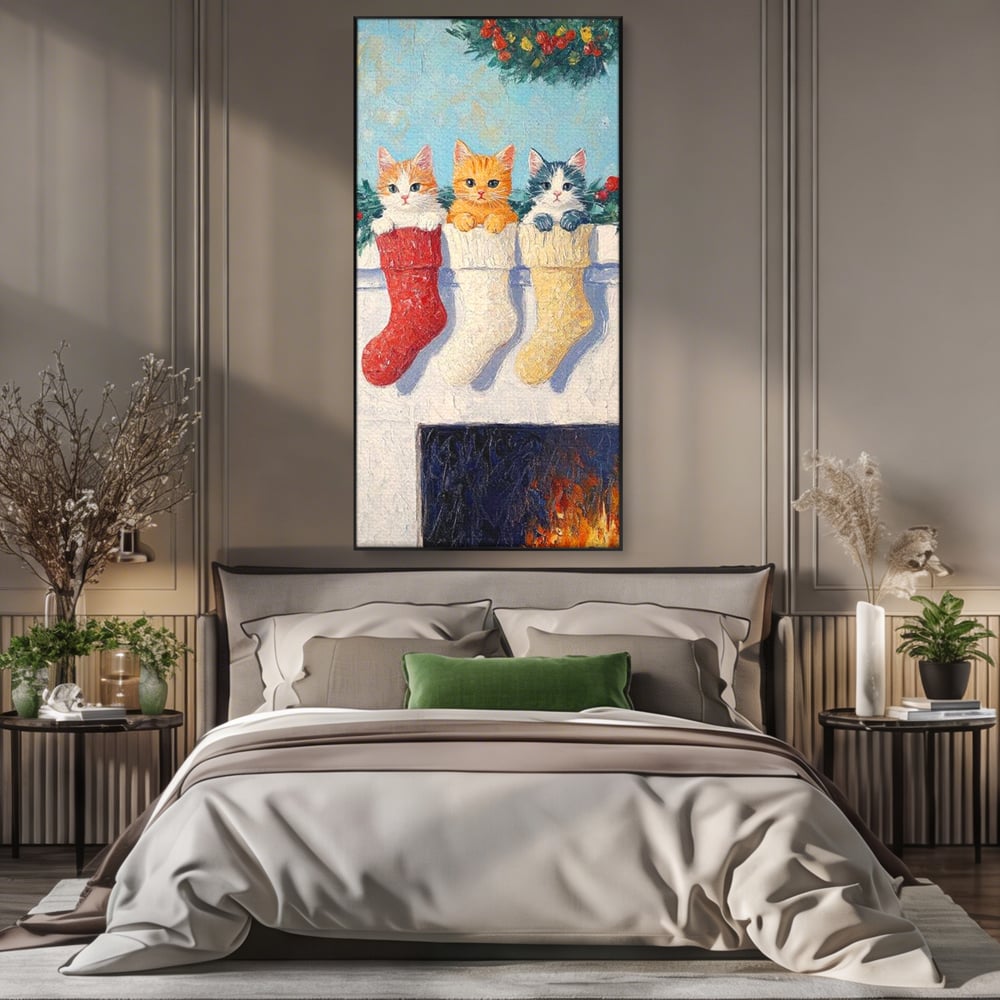 Tablou Canvas Premium LuxCanva® D1022, In asteptarea lui Mos Nicolae , Pisicute, Sosete, Semineu, Asteptare, Daruri, Living Room, Culori vibrante