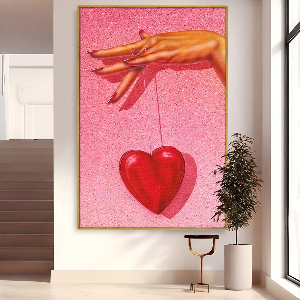 Tablou Canvas Premium, LuxCanva® E1081, Firul Dragostei, Dragoste, Inima, Roz, Fir, Atarnat, Mana, Degete, Daruire, Iubire, Valentine’s Day, Catifea, Promisiune, Living, Dormitor