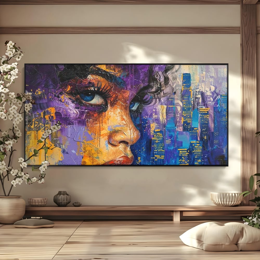 Tablou Canvas Premium LuxCanva® G1010, Femeia si Lumina Orasului , Urban, Metropola, Privire, Femeie, Violet, Living, Dormitor, Culori vibrante