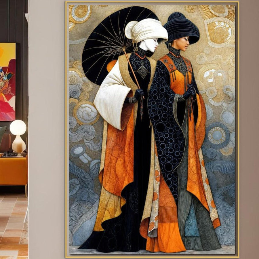 Tabloul LuxCanva® Tablou Canvas Premium G1140, "Fiicele Vantului Asiatic", înfățișează două femei în ținute tradiționale asiatice - una cu umbrelă - pe un fundal decorativ auriu și argintiu, perfect pentru un decor rafinat pentru birou sau camera de zi.