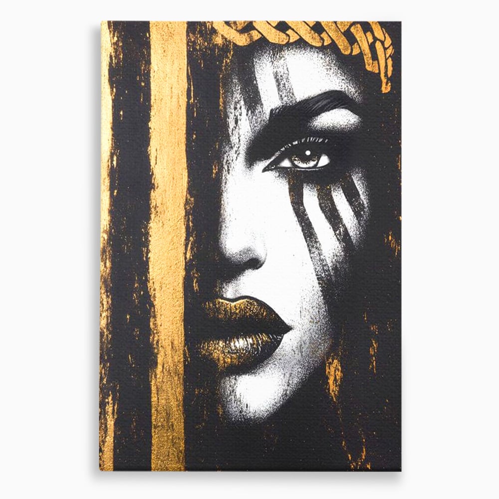 Tablou Canvas Premium, LuxCanva® G1148, Femeia din Umbre, Mister, Regina, Imperial, Coroana, Razboinica, Misticism, Expresivitate, Buze, Chip, Putere, Birou, Living, Dormitor