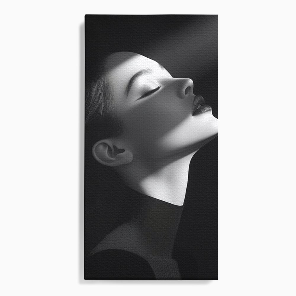 Tablou Canvas Premium, LuxCanva® G1195, Lumina Divina, Respiratie, Raza, Tacere, Femeie, Contemplare, Alb, Negru, Atemporal, Gratie, Light, Dorinta, Divin, Birou, Living, Dormitor