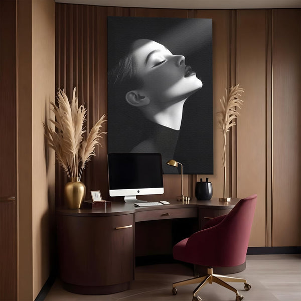 Tablou Canvas Premium, LuxCanva® G1195, Lumina Divina, Respiratie, Raza, Tacere, Femeie, Contemplare, Alb, Negru, Atemporal, Gratie, Light, Dorinta, Divin, Birou, Living, Dormitor