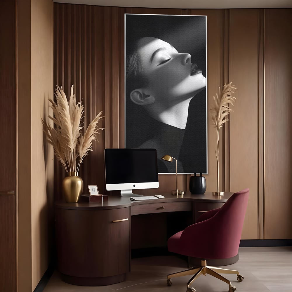 Tablou Canvas Premium, LuxCanva® G1195, Lumina Divina, Respiratie, Raza, Tacere, Femeie, Contemplare, Alb, Negru, Atemporal, Gratie, Light, Dorinta, Divin, Birou, Living, Dormitor