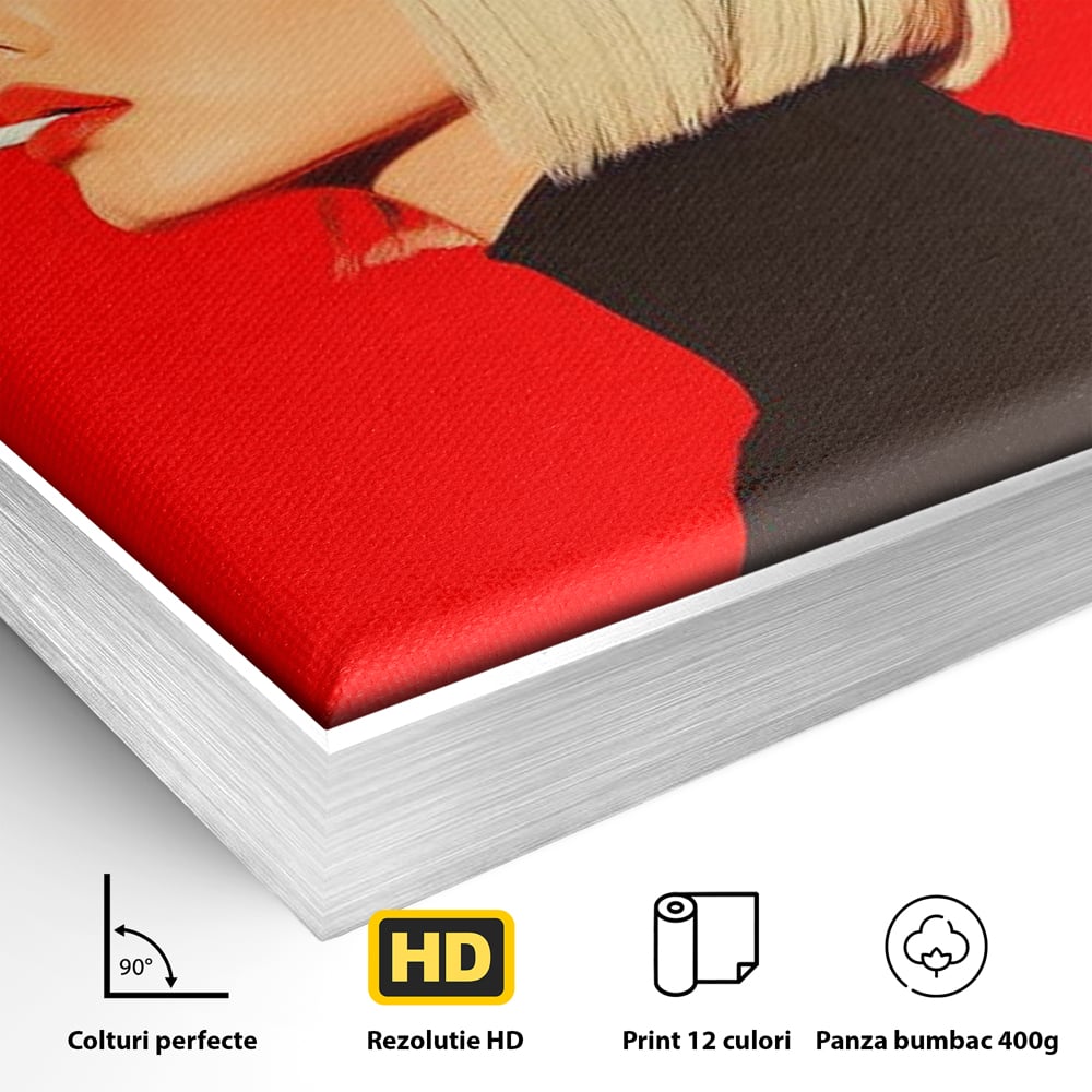 Tablou Canvas Premium, LuxCanva® G1217, Femeia Fatala, Atitudine, Rosu, Tigara, Rebela, Seductie, Fum, Iconic, Foc, Independenta, Chip, Rebeliune, Pasiune, Taina, Blonda, Salon, Birou, Living, Dormitor