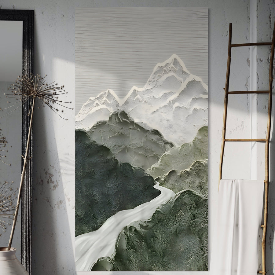 Pânza LuxCanva® Tablou Premium LuxCanva® B1107 prezintă munți verzi abstracți și un râu învolburat, în tonuri de alb și verde - perfect ca artă decorativă de perete pentru spațiile de locuit.