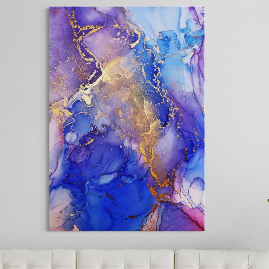 Tablou Canvas Premium A1352 de la LuxCanva®, cu un design abstract vibrant de marmură violet și albastru, decorează un perete alb deasupra unei canapele capitonate, adăugând culoare și eleganță cu calitatea sa de imprimare premium.