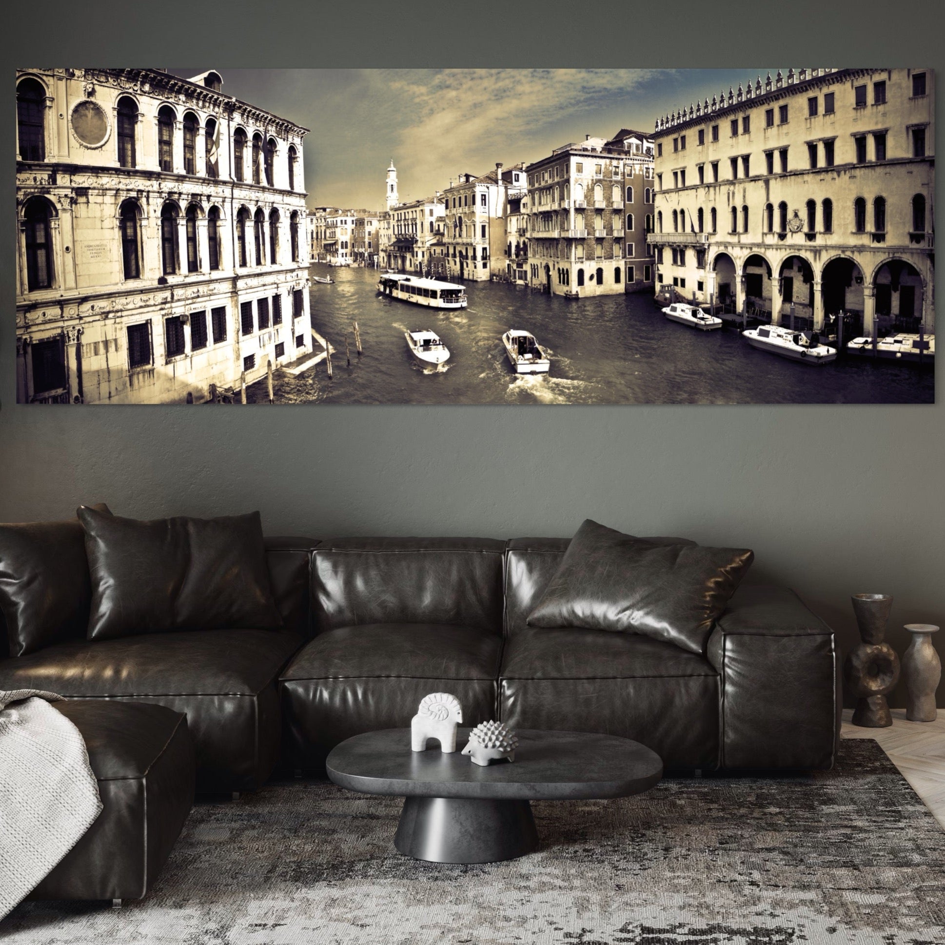 Tablou Canvas Premium LuxCanva® A1260, Venetia Alb-Negru ,Orasul Iubirii, Barci, Arhitectura, Culori Vibrante