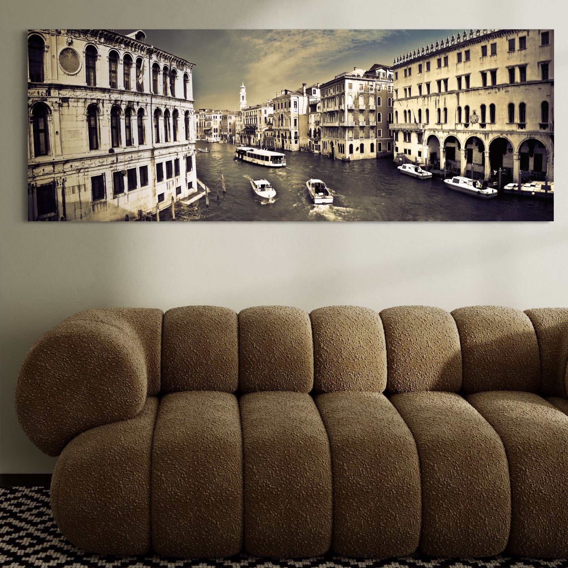 Tablou Canvas Premium LuxCanva® A1260, Venetia Alb-Negru ,Orasul Iubirii, Barci, Arhitectura, Culori Vibrante