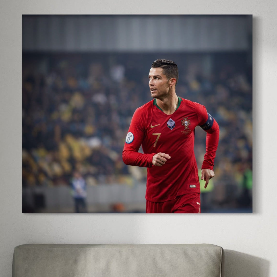 Tablou Canvas Premium LuxCanva® C1053, Cristiano Ronaldo , Culori, Capitan, Portugalia, The Best Ever, Camera Copilului, Gaming Room, Relaxare, Culori Vibrante