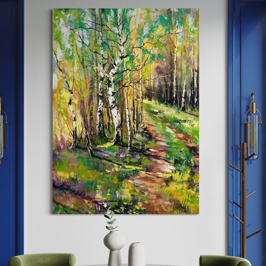 Tabloul Canvas Premium LuxCanva® A1228 cu o pădure verde, copaci și culori vibrante decorează peretele alb dintre uși albastre, deasupra unei mese rotunde cu două vaze albe-ideal pentru un decor premium în living sau dormitor.