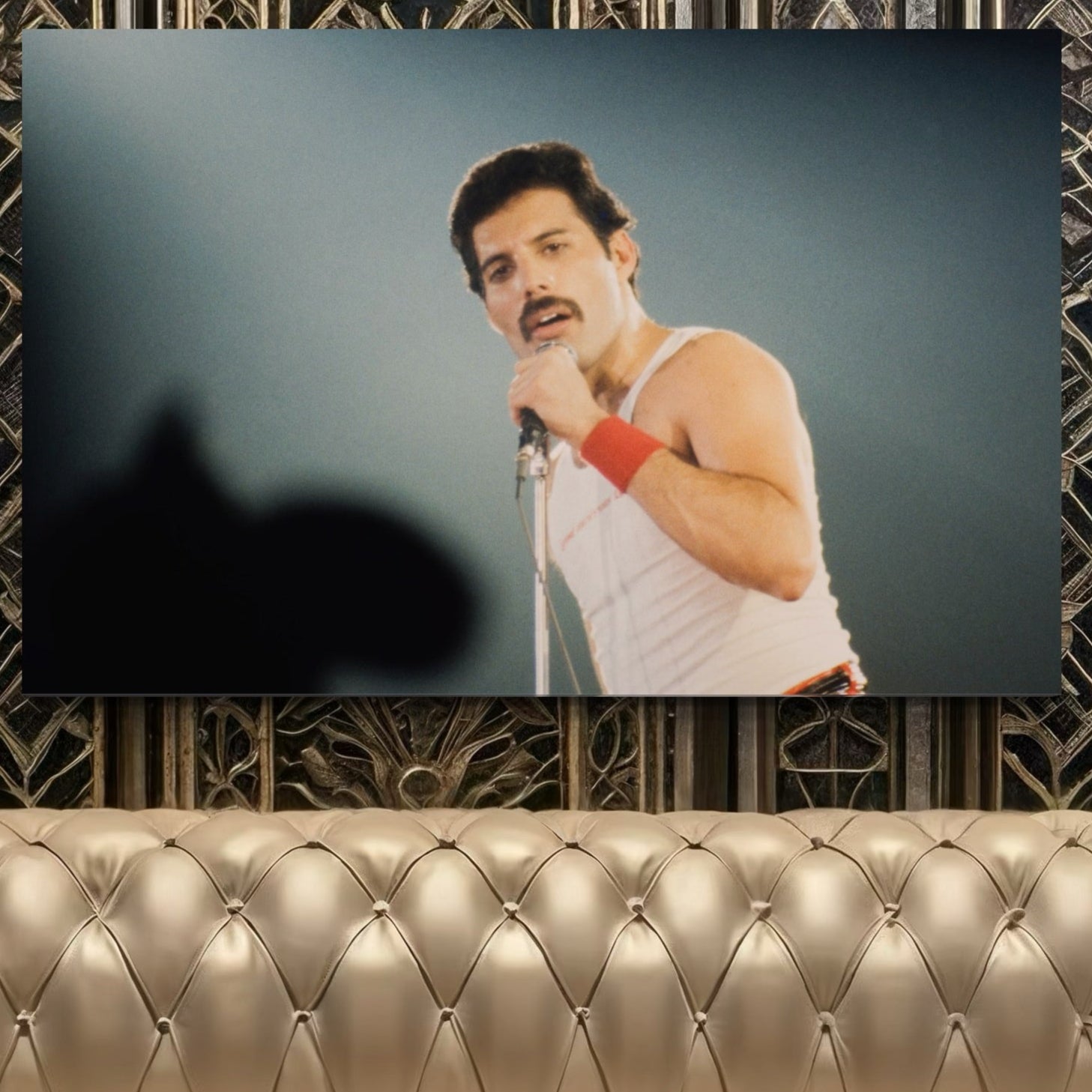 Tablou Canvas Premium LuxCanva® C1102, The King Freddie ,  Culori, Fluture, Living Room, Bar, Relaxare, Culori Vibrante