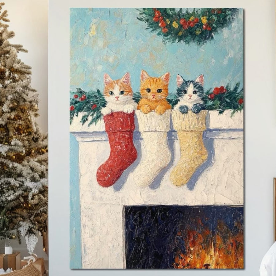Tablou Canvas Premium LuxCanva® D1022, "În asteptarea lui Mos Nicolae", surprinde pisicute în sosete peste șemineu, pline de culoare și farmec. Ideal pentru living, acest tablou canvas premium aduce spiritul sărbătorilor în casa ta.