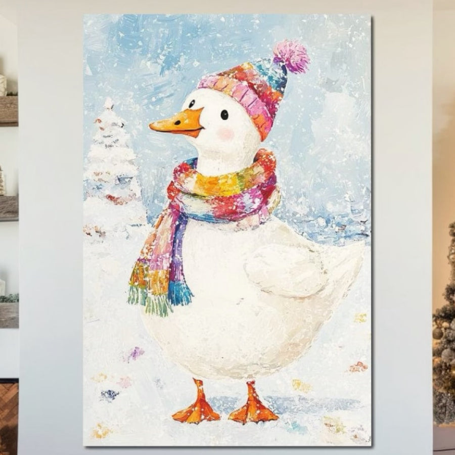 Tablou Canvas Premium LuxCanva® D1048 prezintă o rață veselă cu fular și căciulă colorate, zâmbind într-un peisaj de iarnă cu copaci pictați-un decor vibrant ce adaugă eleganță oricărui living.