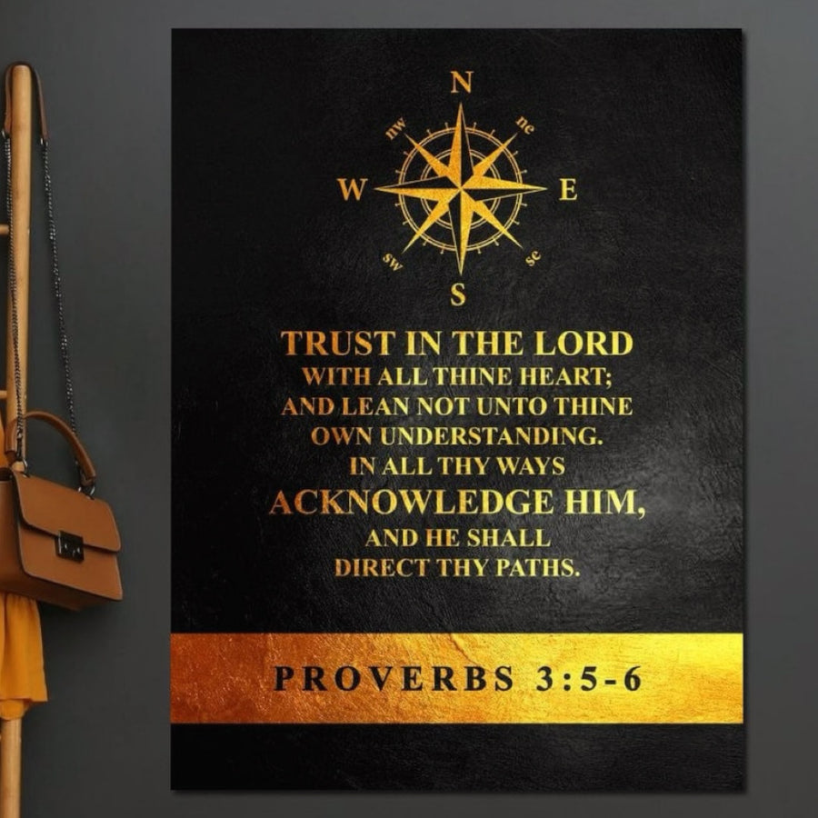 The LuxCanva® Tablou Canvas Premium F1037, Urmeaza Busola Divina, prezintă o busolă și mesaj religios pe un fundal vibrant, perfect pentru living sau birou. Print pe pânză de calitate premium.