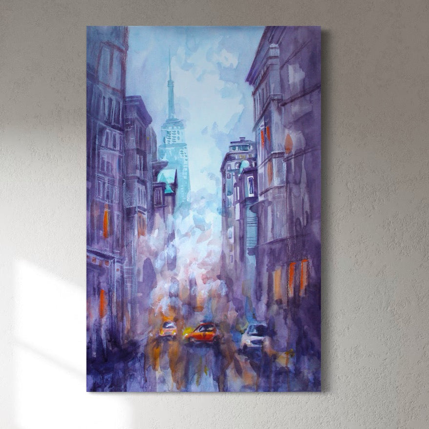 Tablou Canvas Premium LuxCanva® A1364 surprinde o masina portocalie pe o strada de oras, cu cladiri inalte si culori vibrante. Ideal pentru living sau dormitor, acest tablou calitate premium aduce un plus modern oricarui interior.