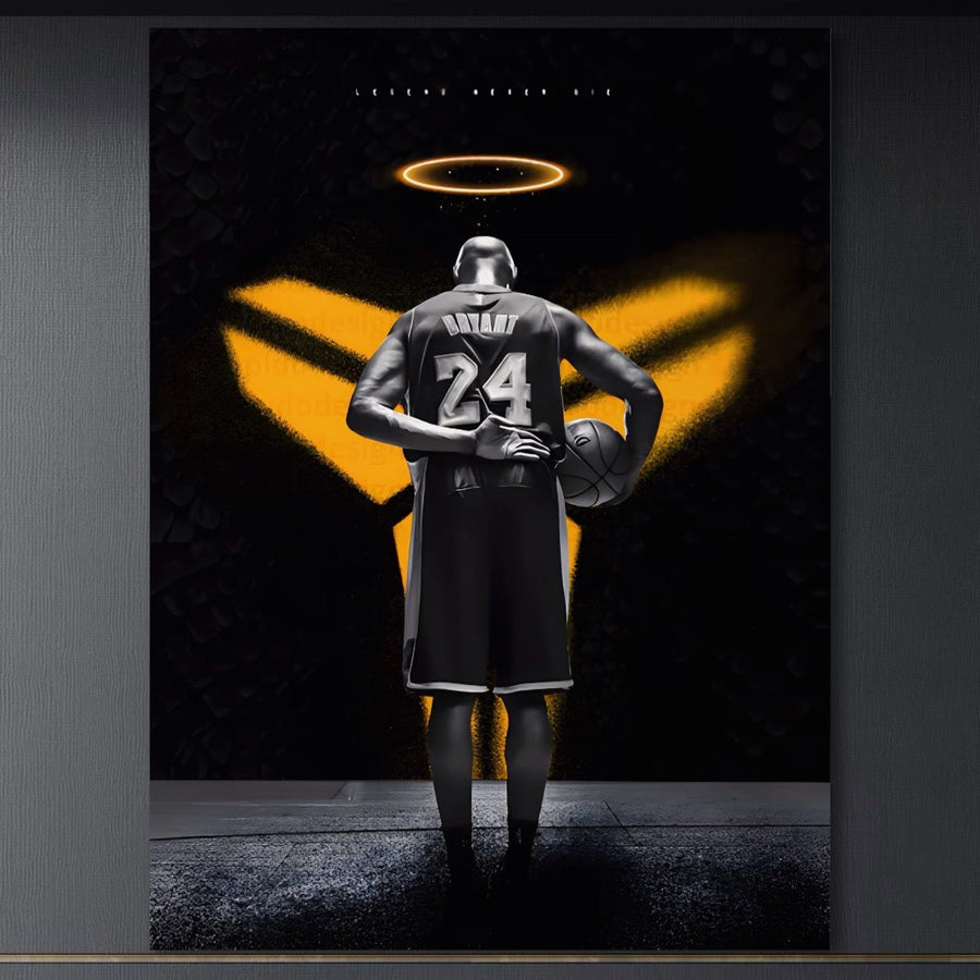 Un star al baschetului în tricoul #24 ține o minge, în fața unui simbol galben strălucitor pe un fundal întunecat - este prezentat pe Tablou Canvas Premium LuxCanva® A1527, Kobe Bryant, cu culori vibrante de la LuxCanva®, perfect pentru orice cameră sportivă.