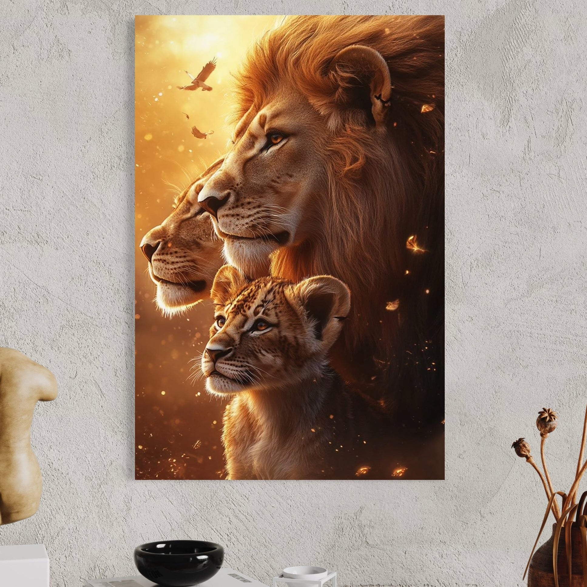 tablou canvas cu trei lei intr-un portret de familie, pe fundal in culori calde si accente aurii