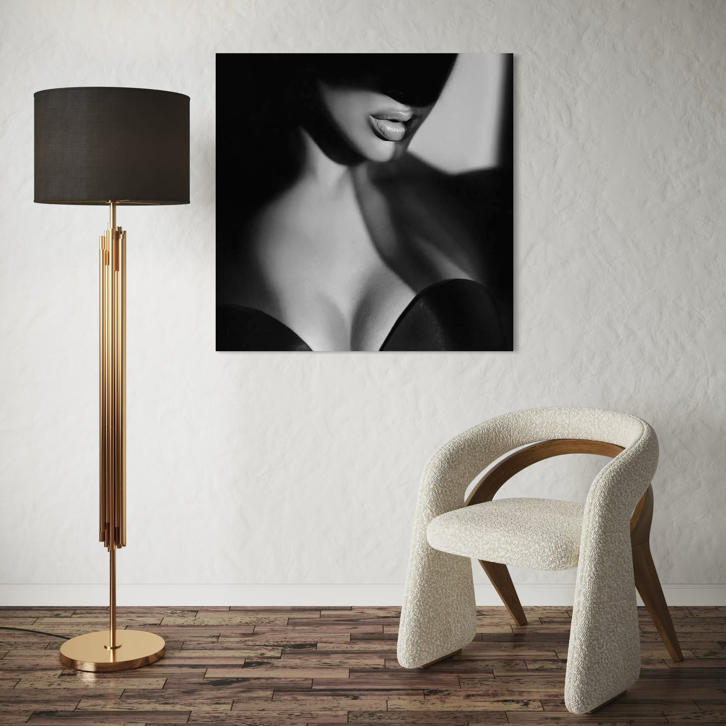 tablou canvas cu silueta unei femei atragatoare in umbra, intr-un cadru senzual alb si negru