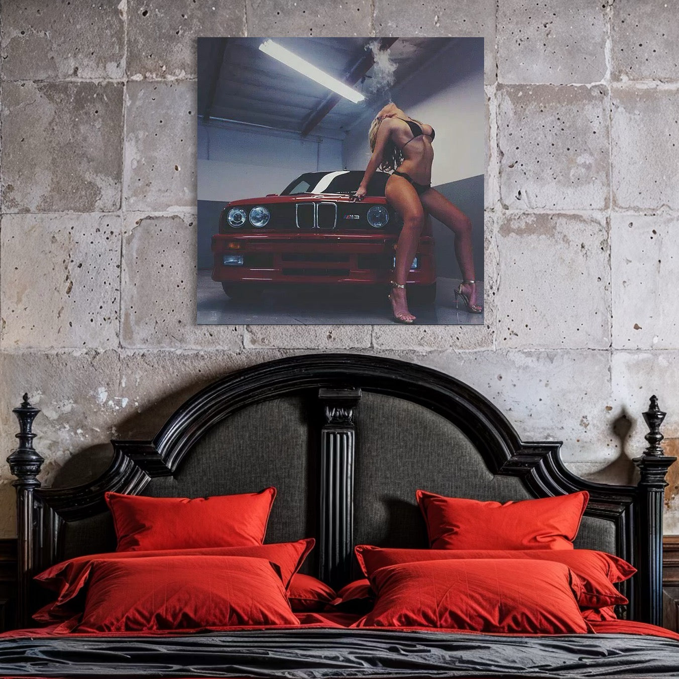 tablou canvas cu o femeie intr-un costum de baie provocator, pe o masina rosie, intr-un garaj iluminat