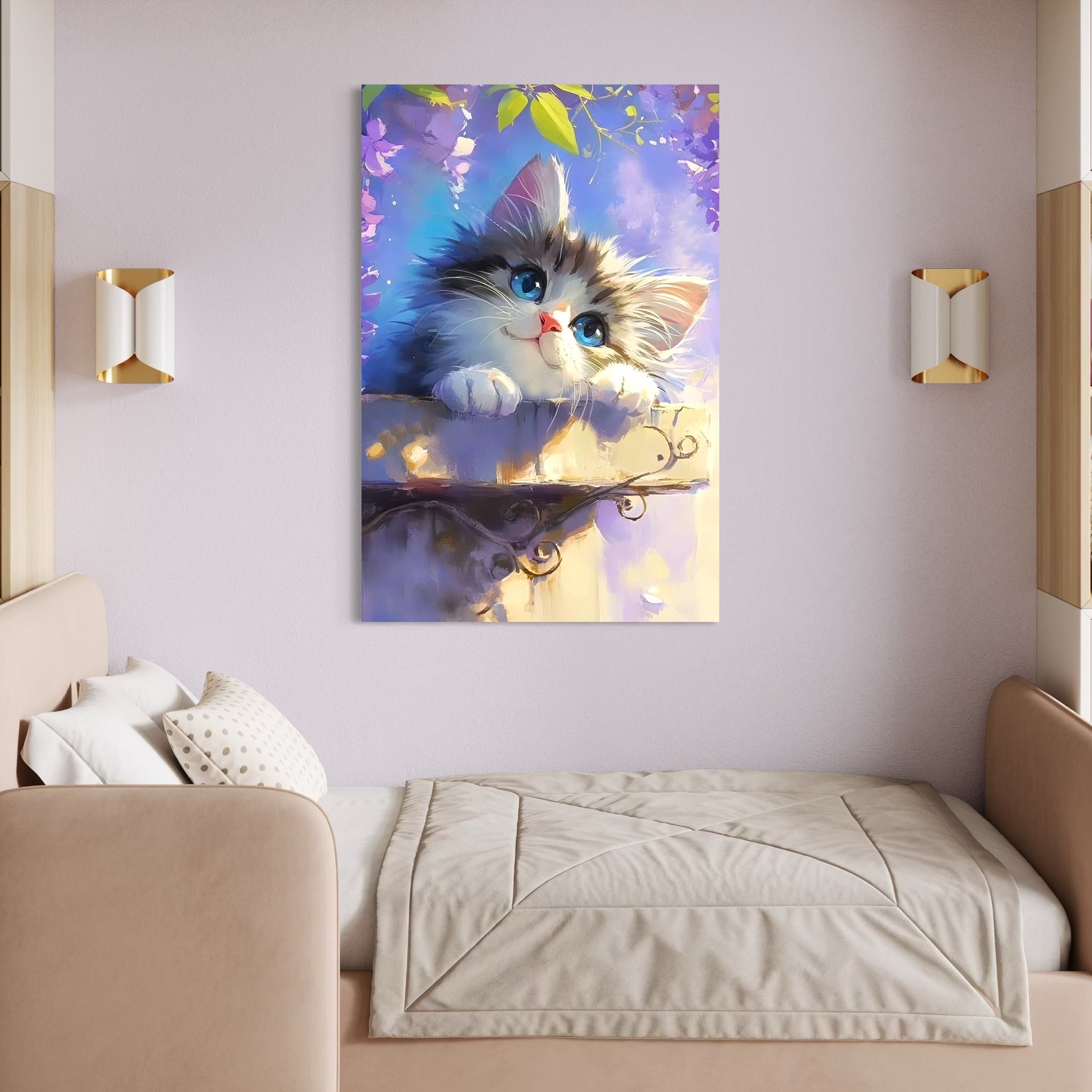 tablou canvas cu o pisicuta cu ochi albastri, pe fundal in culori pastelate si floricele lila