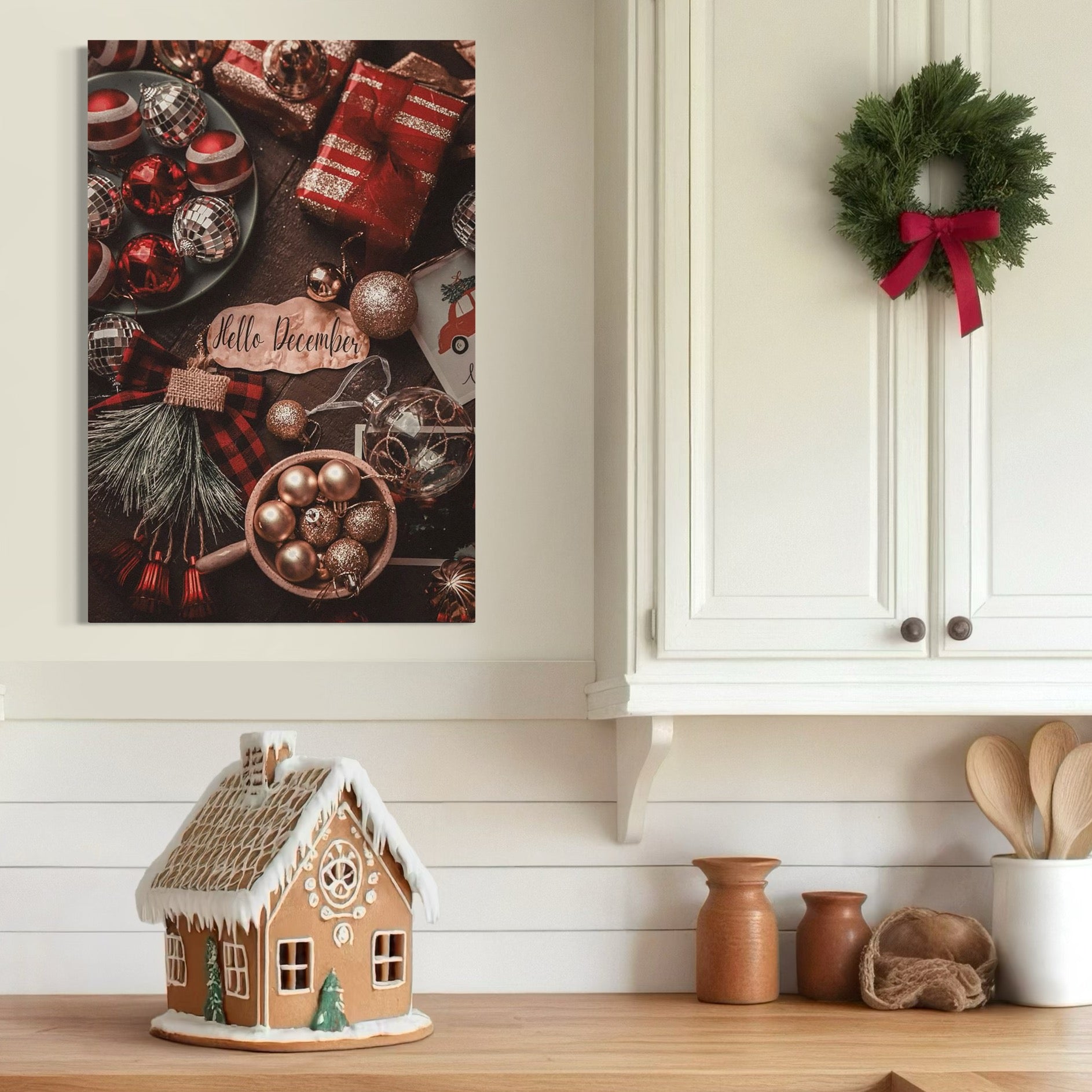 Tablou Canvas Premium, LuxCanva® D1121, Pregatiri Pentru Sarbatori, Decembrie, Magie, Luna, Anotimp, Iarna, Globuri, Cadouri, Panglici, Rosu, Auriu, Spirit, Festiv, Living, Dormitor