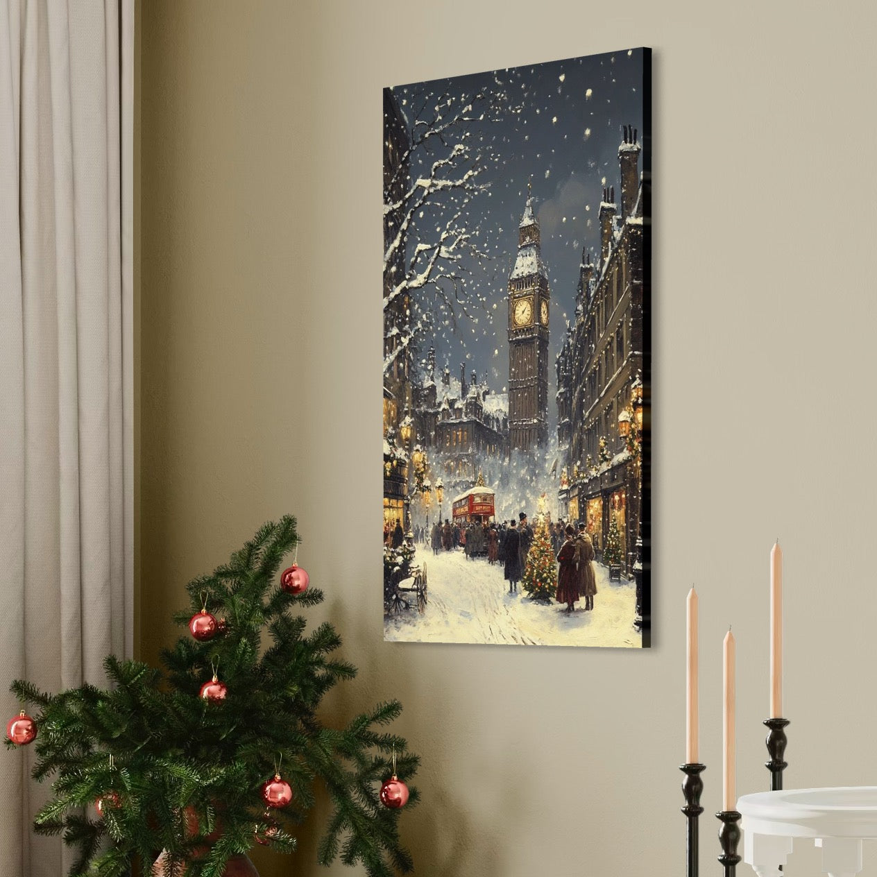 Tablou Canvas Premium, LuxCanva® D1141, Iarna in Piata cu Ceas, Centru, Istoric, Iarna, Noapte, Festiv, Turn, Ceas, Plimbare, Brad, Impodobit, Piata, Ninsoare, Zapada, Living, Dormitor