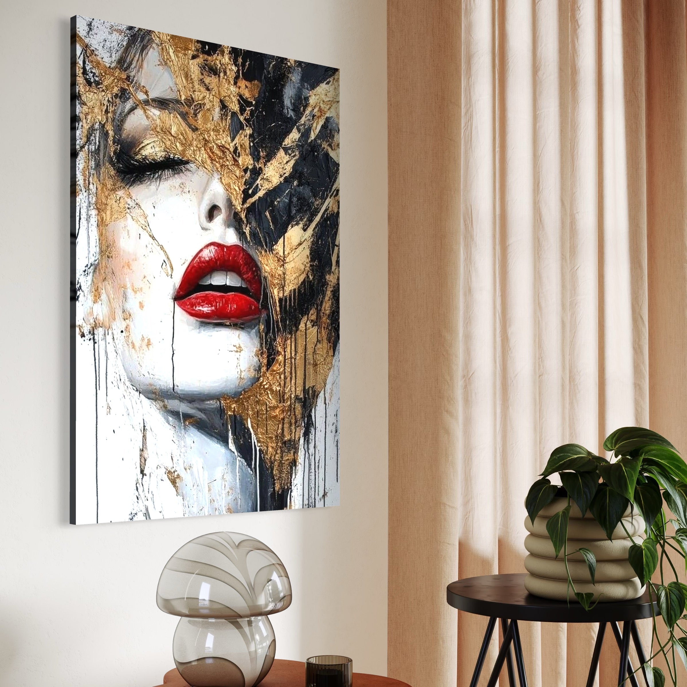 Tablou Canvas Premium, LuxCanva® P1010, Esenta in Rosu si Aur,  Rosu, Auriu, Foita, Chip, Senzual, Frumos, Gratie, Seductie, Reflexii, Textura, Metamorfoza, Ruj, Living, Dormitor