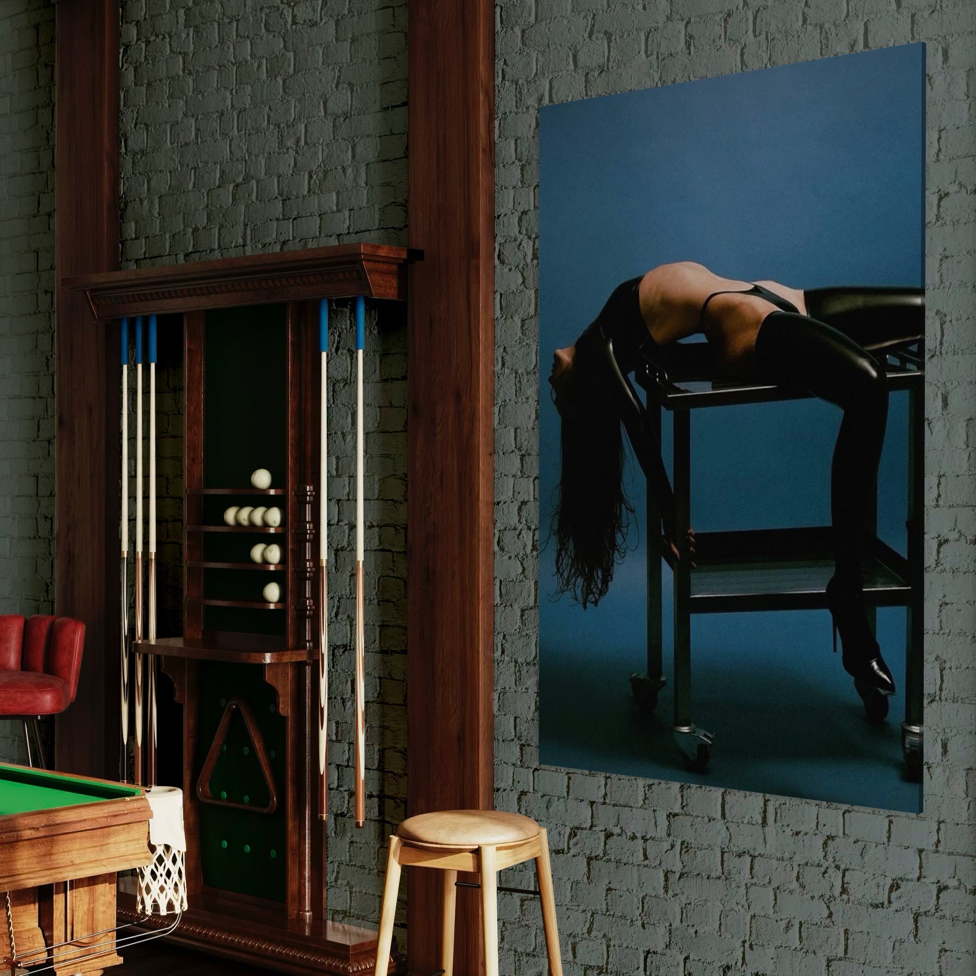 Tablou Canvas Premium, LuxCanva® P1057, Coregrafia Trupului, Gravitatie, Senzual, Lumina, Umbre, Corp, Iubire, Dezlantuire, Timiditate, Cizme, Albastru, Masa, Echilibru, Living, Dormitor