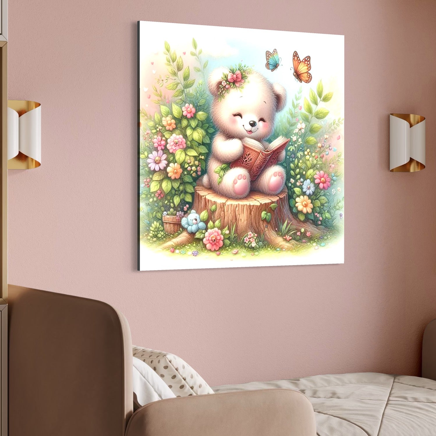 Tablou Canvas Premium, LuxCanva® K1048, Ursuletul Povestitor, Carte, Flori, Trunchi, Copac, Fluturasi, Lectura, Poveste, Fermecat, Magie, Padure, Atmosfera, Liniste, Camera Copil, Dormitor