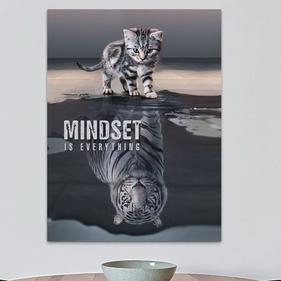 Tablou Canvas Premium, LuxCanva® Q1008, In Oglinda Mintii, Pisoi, Tigru, Reflectie, Oglinda, Crestere, Curaj, Devenire, Identitate, Pui, Apa, Privire, Psihologie, Simbolic, Felina, Birou, Dormitor