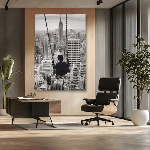 Tablou Canvas Premium, LuxCanva® K1014, Copilul si Acoperisul Lumii, Oras, Leagan, Zgarie Nori, Metropola, Visare, Zbor, Singur, Copil, Alb, Negru, New York, Inocenta, Camera Copii