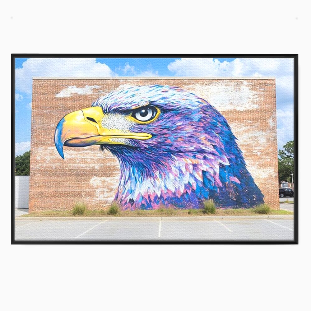 Tablou Canvas Premium, LuxCanva® M1088, Regele Cartierului, Uliu, Pasare, Zid, Caramida, Street Art, Oras, Cartier, Graffiti, Urban, Rebel, Culori Vibrante, Birou, Living, Camera Copil