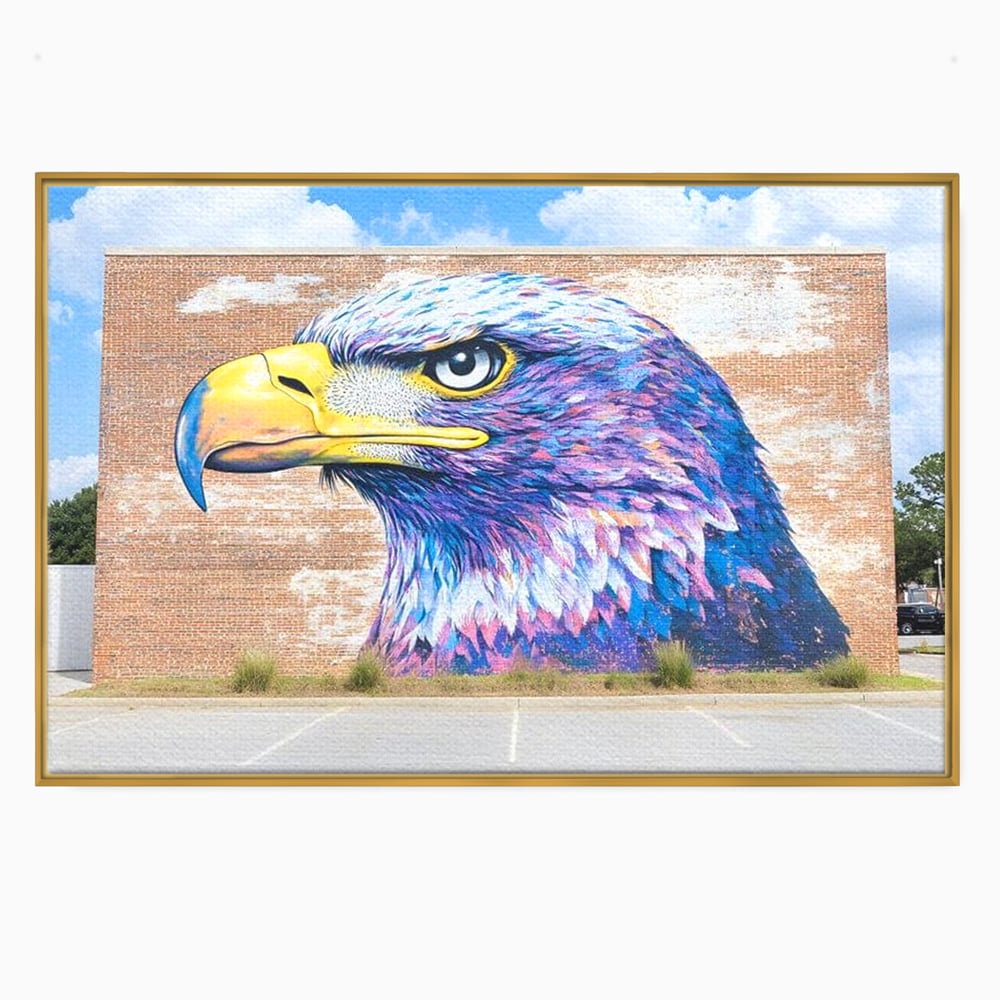Tablou Canvas Premium, LuxCanva® M1088, Regele Cartierului, Uliu, Pasare, Zid, Caramida, Street Art, Oras, Cartier, Graffiti, Urban, Rebel, Culori Vibrante, Birou, Living, Camera Copil