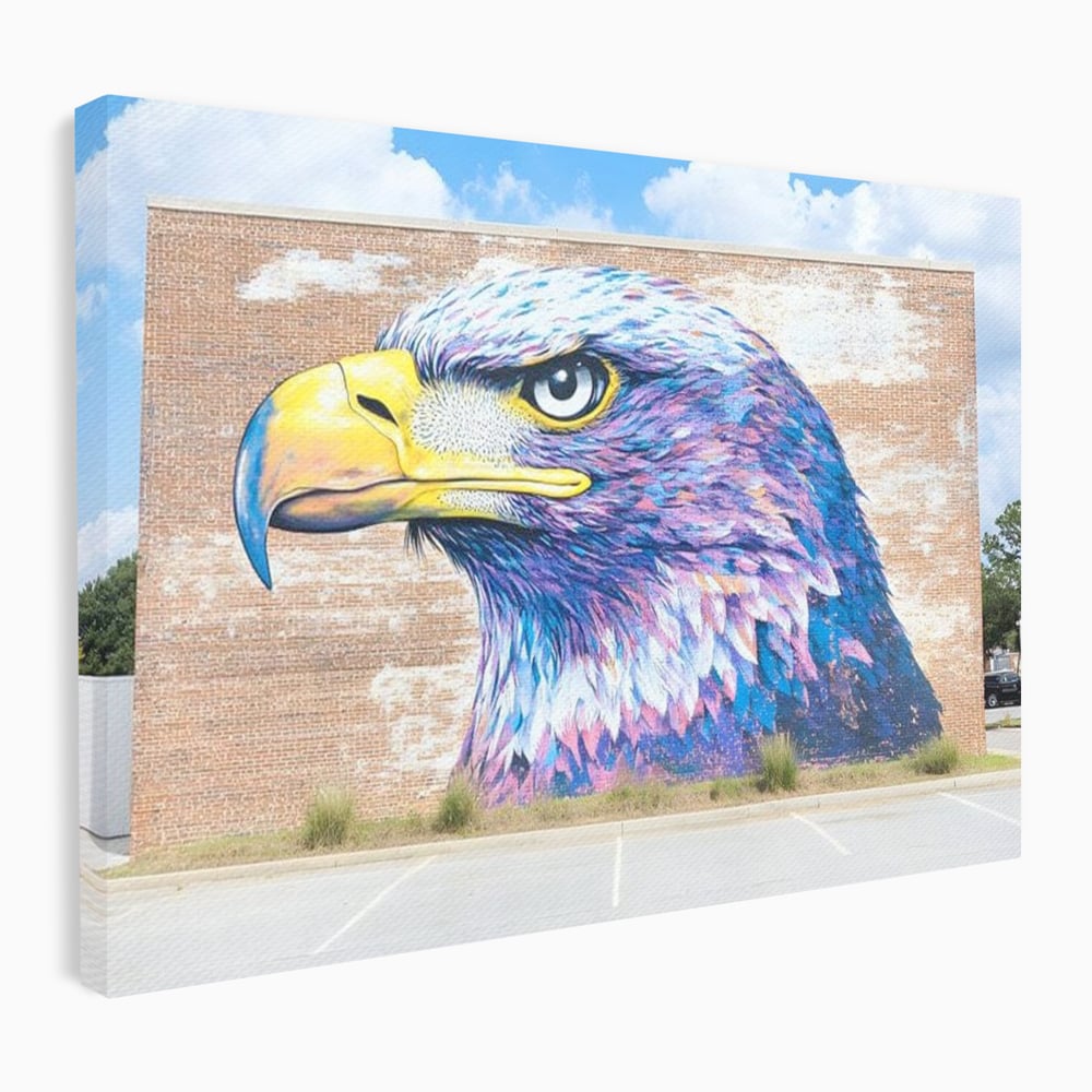 Tablou Canvas Premium, LuxCanva® M1088, Regele Cartierului, Uliu, Pasare, Zid, Caramida, Street Art, Oras, Cartier, Graffiti, Urban, Rebel, Culori Vibrante, Birou, Living, Camera Copil