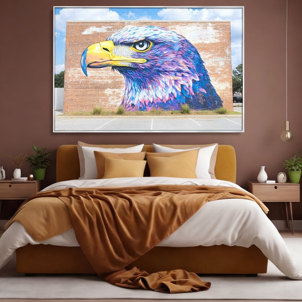 Tablou Canvas Premium, LuxCanva® M1088, Regele Cartierului, Uliu, Pasare, Zid, Caramida, Street Art, Oras, Cartier, Graffiti, Urban, Rebel, Culori Vibrante, Birou, Living, Camera Copil