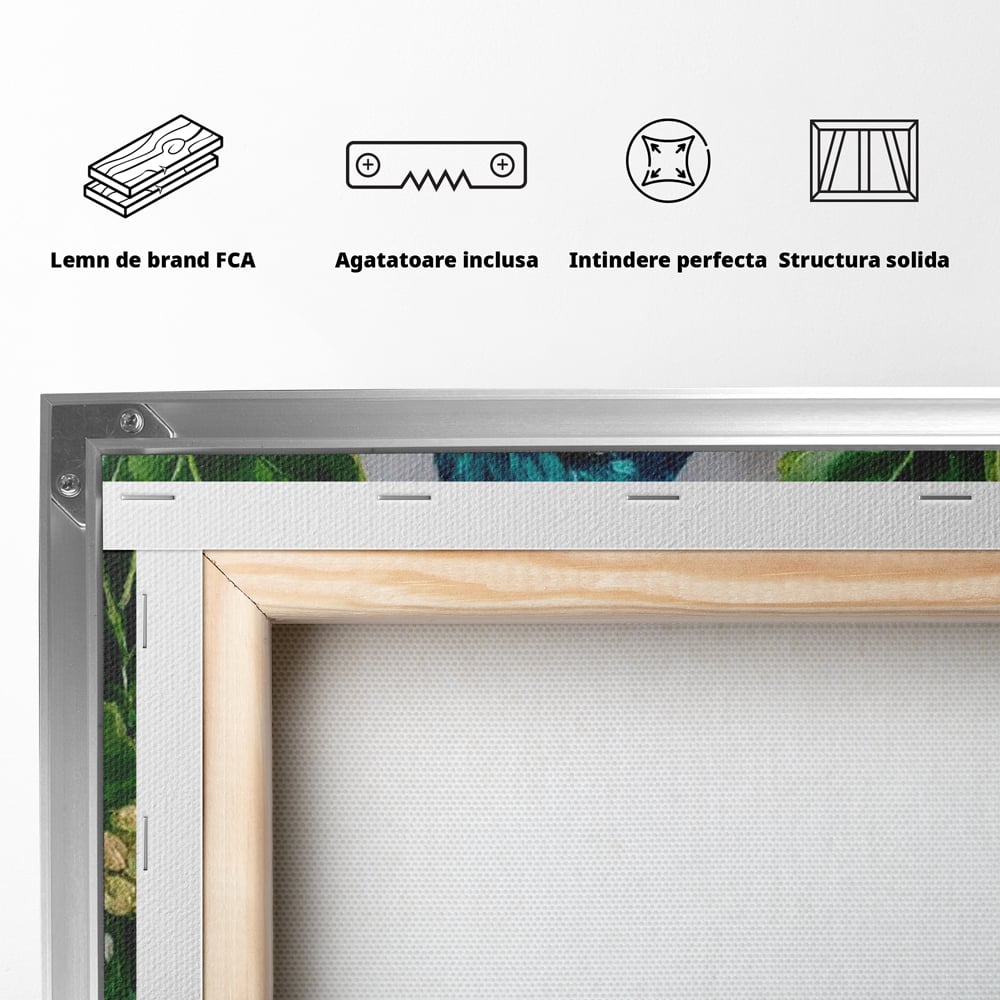 Tablou Canvas Premium, LuxCanva® M1112, Smarald printre Crengute, Pasare, Verde, Frunze, Crengi, Penaj, Smarald, Flori, Cantec, Pictura, Inocenta, Birou, Living, Camera Copil