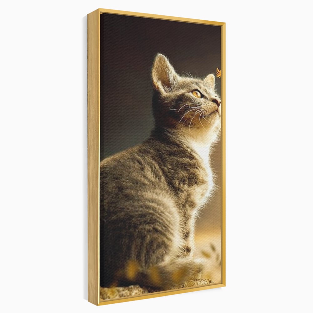 Tablou Canvas Premium, LuxCanva® M1172, Pisica si Fluturele, Fluture, Pisica, Prietenie, Natura, Felina, Gingas, Lumina, Copilarie, Pufos, Inocenta, Birou, Living, Camera Copil