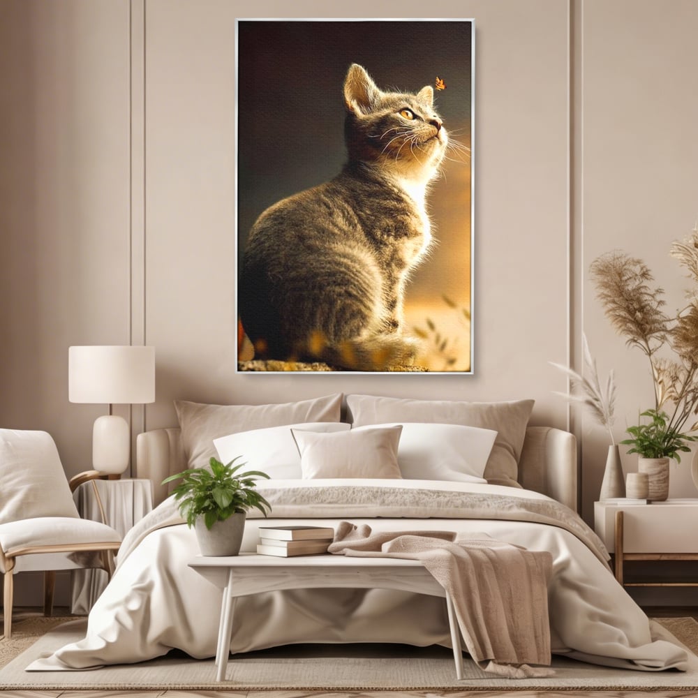 Tablou Canvas Premium, LuxCanva® M1172, Pisica si Fluturele, Fluture, Pisica, Prietenie, Natura, Felina, Gingas, Lumina, Copilarie, Pufos, Inocenta, Birou, Living, Camera Copil