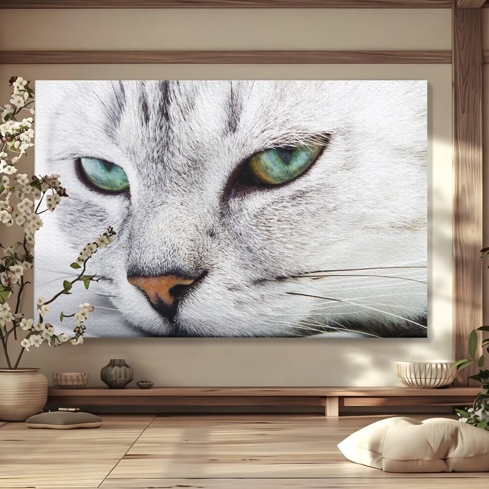 Tablou Canvas Premium, LuxCanva® M1187, Smarald Adormit, Pisica, Felina, Chip, Ochi, Verde, Privire, Portret, Vis, Relaxare, Natura, Blana, Birou, Living, Camera Copil
