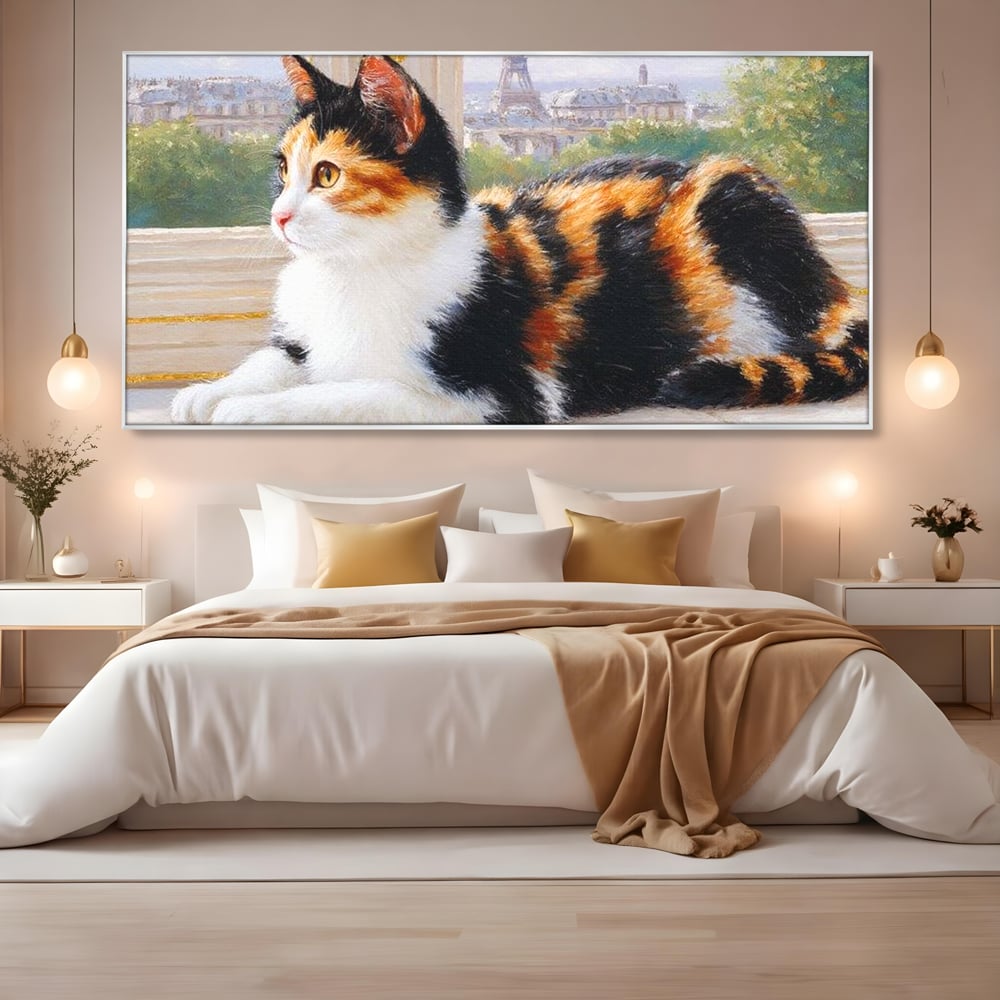 Tablou Canvas Premium, LuxCanva® M1193, Pisica in Vis Parizian, Turnul Eiffel, Paris, Oras, Pisica, Blana, Felina, Fereastra, Frantuzesc, Pervaz, Calico, Birou, Living, Camera Copil