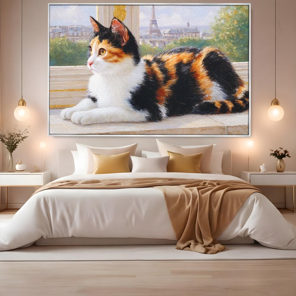 Tablou Canvas Premium, LuxCanva® M1193, Pisica in Vis Parizian, Turnul Eiffel, Paris, Oras, Pisica, Blana, Felina, Fereastra, Frantuzesc, Pervaz, Calico, Birou, Living, Camera Copil
