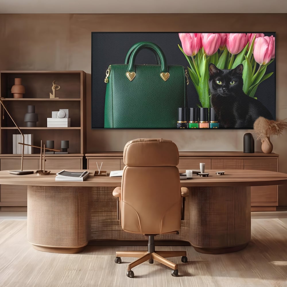 Tablou Canvas Premium, LuxCanva® M1205, Felina in Vitrina, Pisica, Poseta, Flori, Lalele, Buchet, Felina, Lux, Fashion, Beauty, Feminin, Accesorii, Glam, Birou, Living, Camera Copil