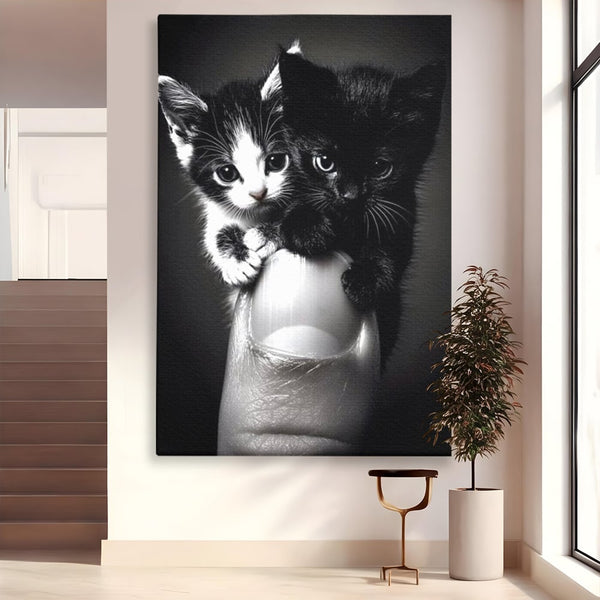 Tablou Canvas Premium, LuxCanva® M1210, Inceput de Viata, Pui, Pisici, Inocenta, Pereche, Feline, Dragalas, Jucaus, Prietenie, Adorabil, Alb si Negru, Copilarie, Birou, Living, Camera Copil