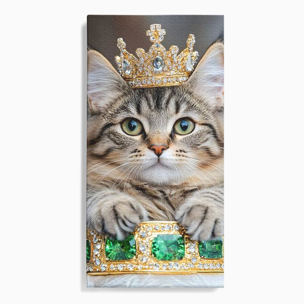 Tablou Canvas Premium, LuxCanva® M1227, Regele Smarald, Motan, Blanita, Coroana, Rege, Bijuterie, Diamante, Regat, Smarald, Nobil, Pufos, Portret, Birou, Living, Camera Copil