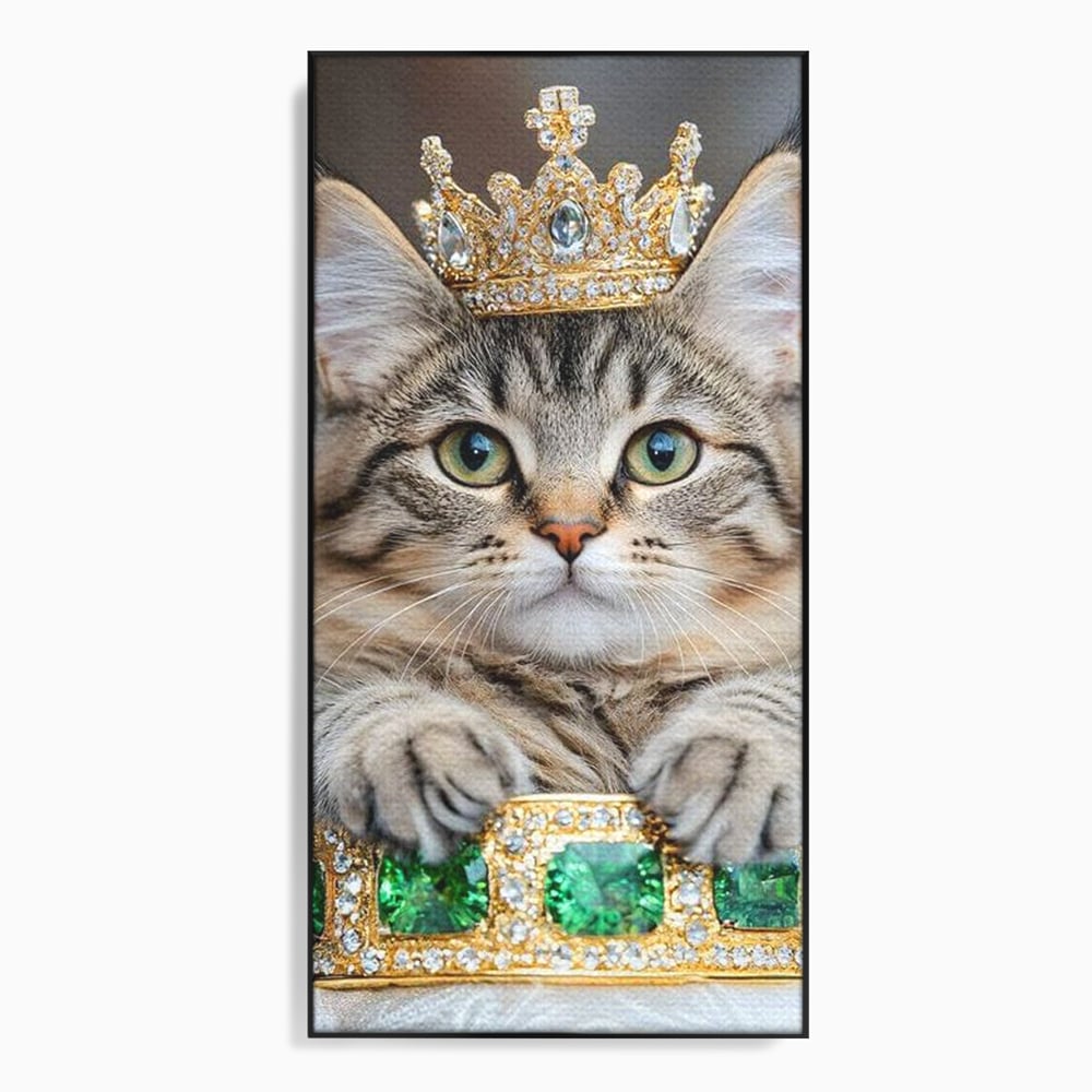 Tablou Canvas Premium, LuxCanva® M1227, Regele Smarald, Motan, Blanita, Coroana, Rege, Bijuterie, Diamante, Regat, Smarald, Nobil, Pufos, Portret, Birou, Living, Camera Copil